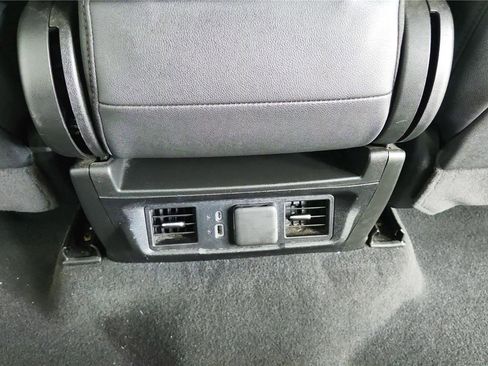 Used 2025 GMC Sierra 1500 SLT image 35