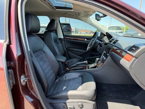 Used 2013 Volkswagen Passat TDI SEL Premium FWD image 15