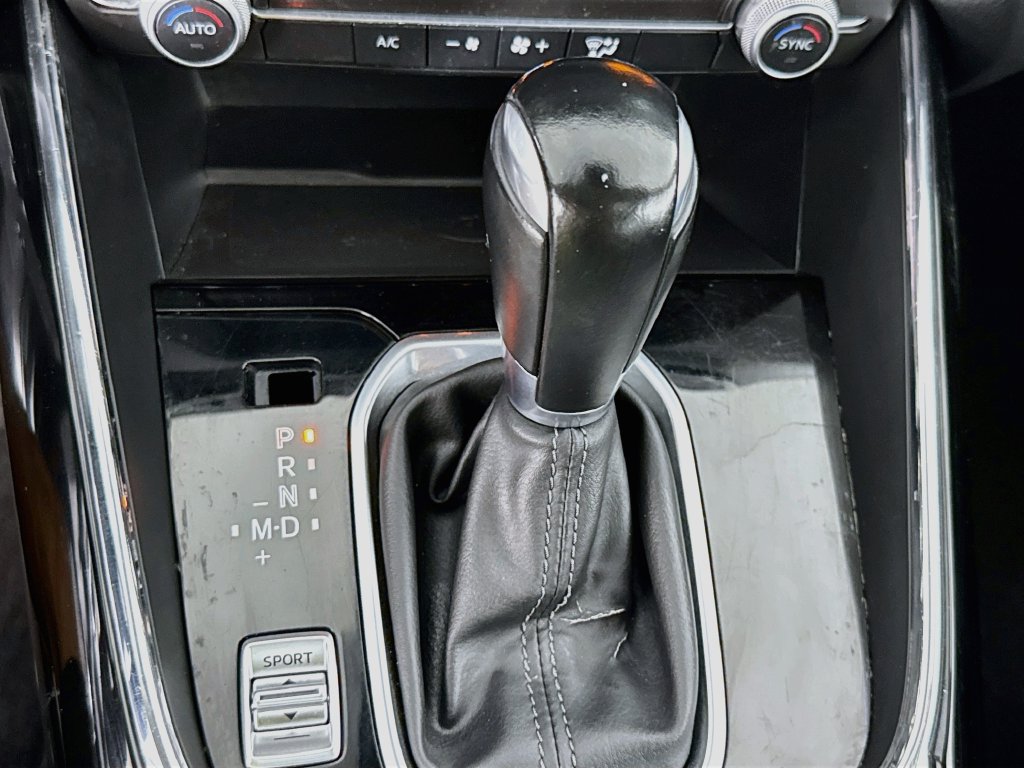 Used 2023 MAZDA CX-9 Touring AWD/4WD image 17