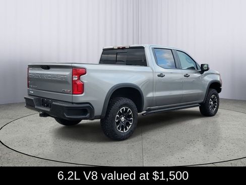 Used 2024 Chevrolet Silverado 1500 ZR2 image 3