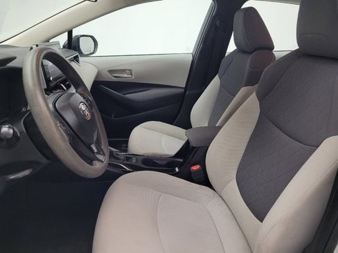 Used 2021 Toyota Corolla LE FWD image 17