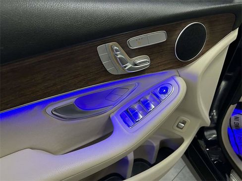 Certified 2022 Mercedes-Benz GLC 300 4MATIC image 15