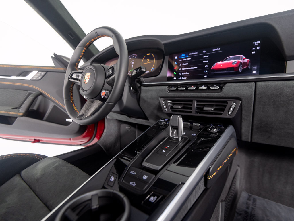 Certified 2026 Porsche 911 Carrera 4 GTS AWD/4WD image 37