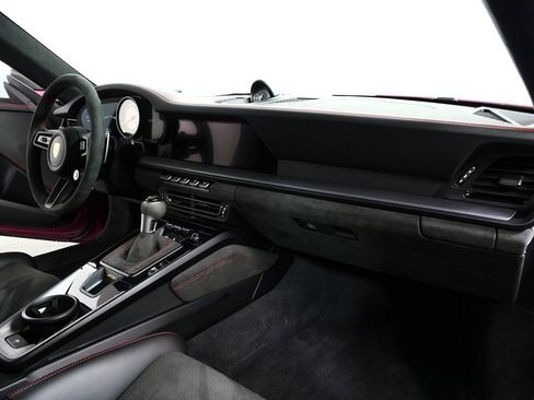 Certified 2024 Porsche 911 GT3 image 21