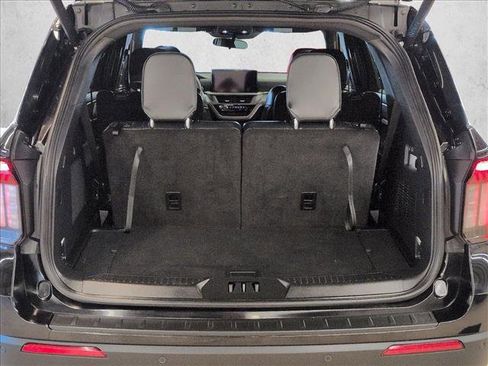 Used 2025 Ford Explorer ST-Line image 6