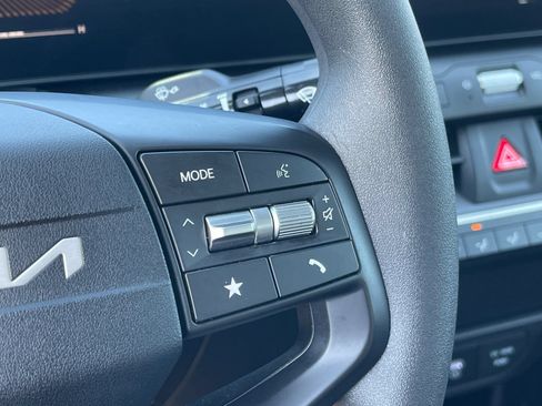 Used 2026 Kia K4 FWD image 26