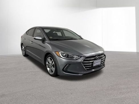 Used 2017 Hyundai Elantra Limited w/ Limited Ultimate Package 05 FWD image 3