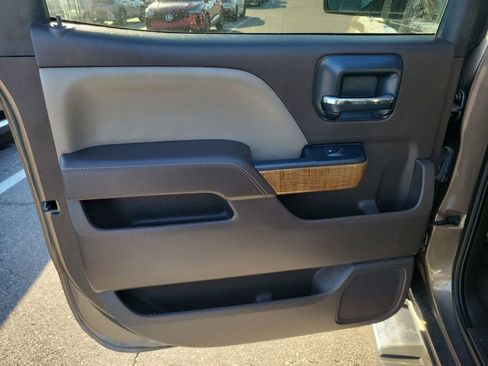 Used 2014 GMC Sierra 1500 SLT w/ SLT Crew Cab Value Package image 38