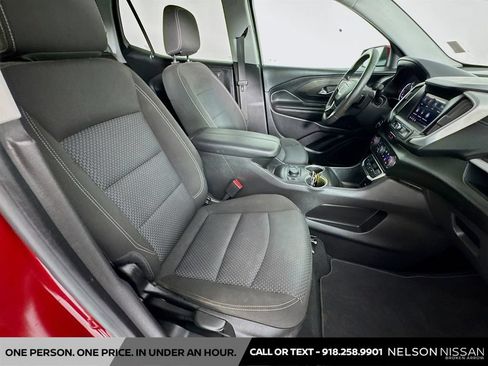 Used 2022 GMC Terrain SLE w/ Driver Convenience Package FWD image 28