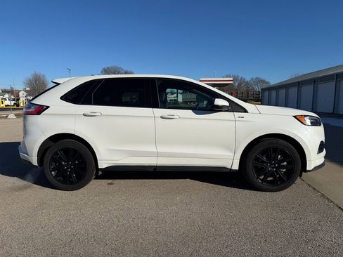Used 2024 Ford Edge ST-Line image 5