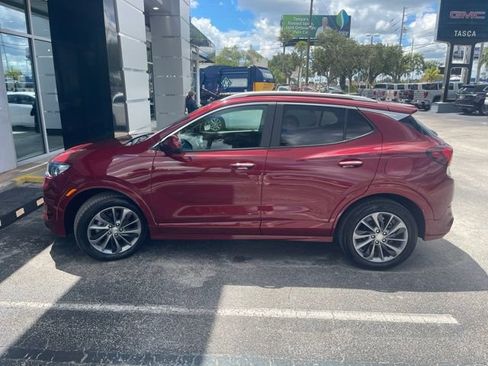 Used 2023 Buick Encore GX Select w/ Sport Touring Package FWD image 3