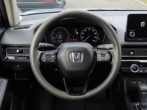 Used 2023 Honda Civic LX image 17
