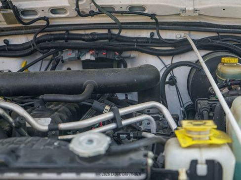 Used 2002 Jeep Wrangler Sahara image 16