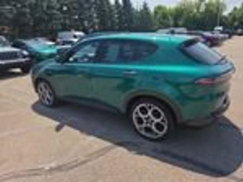 Used 2024 Alfa Romeo Tonale Veloce AWD/4WD image 16