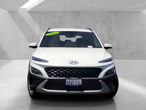 Used 2022 Hyundai Kona SEL w/ Cargo Package FWD image 3