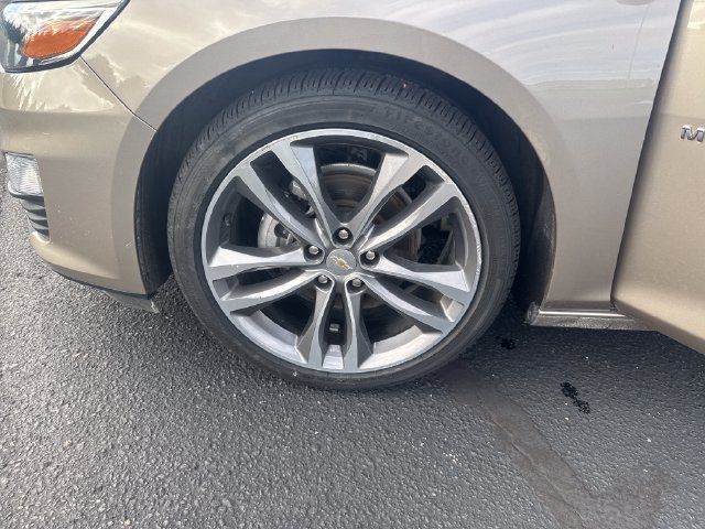 Used 2025 Chevrolet Malibu LT FWD image 31