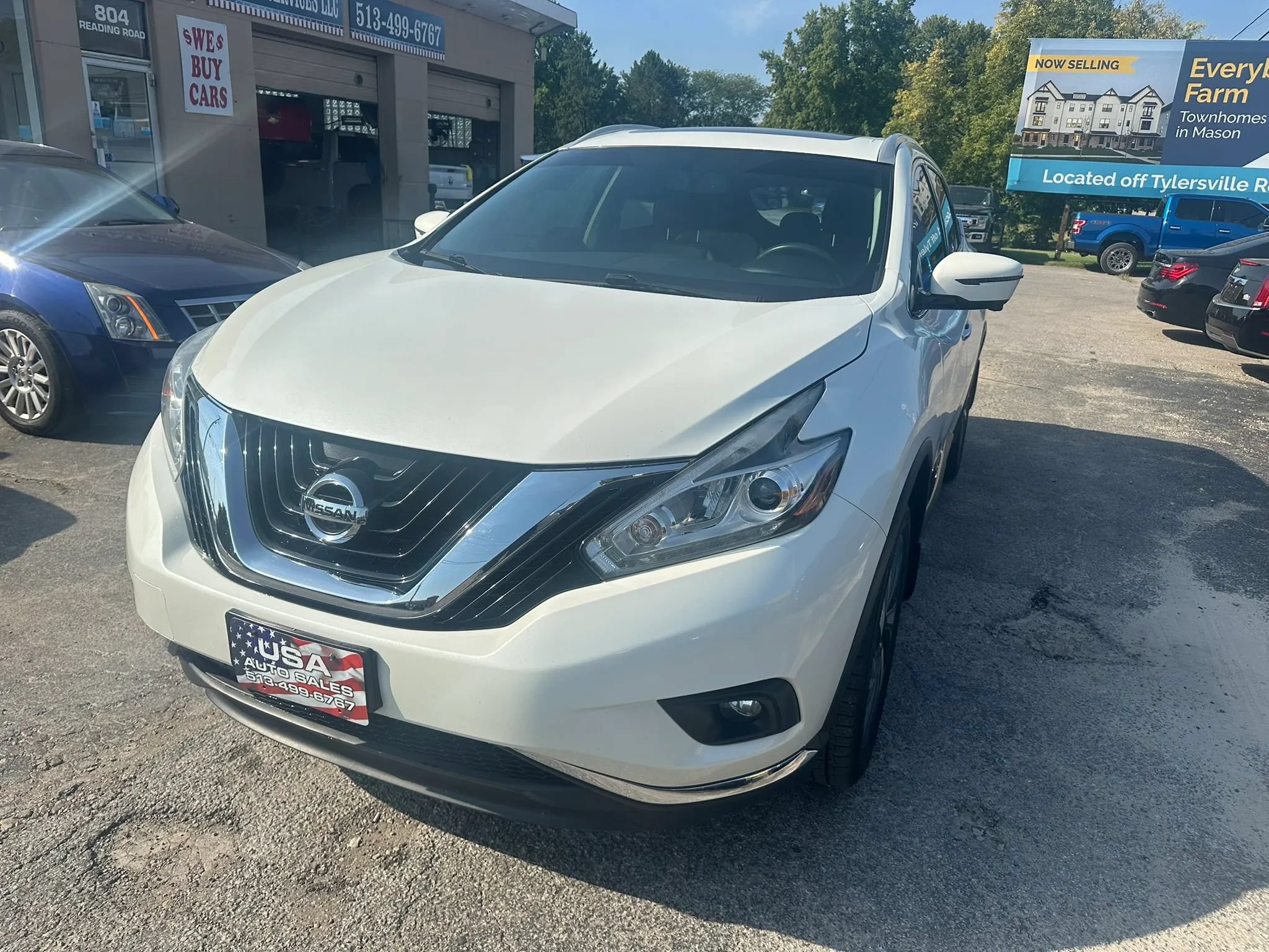 Used 2016 Nissan Murano Platinum w/ Platinum Technology Package AWD/4WD image 2
