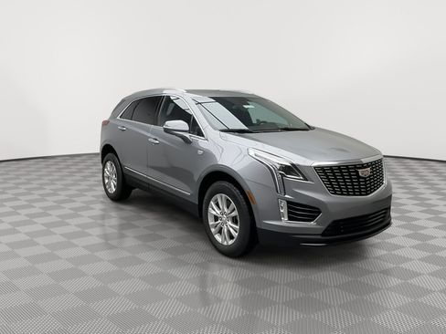 Used 2026 Cadillac XT5 Luxury w/ LPO, Floor Liner Package AWD/4WD image 34