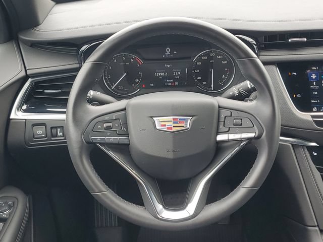 Certified 2024 Cadillac XT6 Luxury w/ LPO, Floor Liner Package AWD/4WD image 28