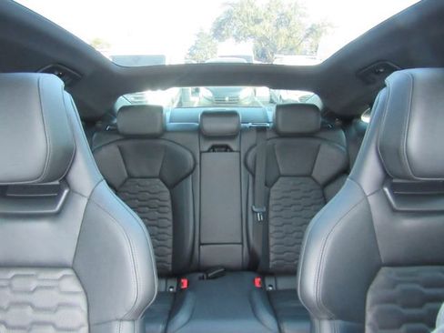 Used 2023 Audi e-tron GT Premium Plus image 35