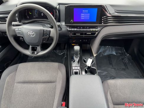 Certified 2025 Toyota Camry LE image 15