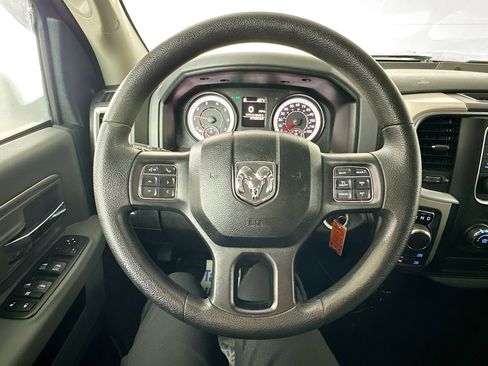 Used 2017 RAM 1500 Classic SLT image 11