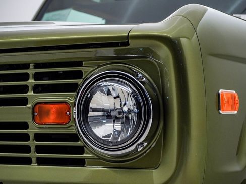 Used 2024 Ford Bronco Black Diamond image 8