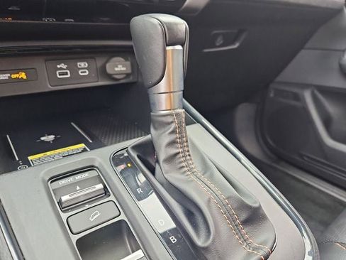 Used 2025 Honda CR-V Sport Touring image 23