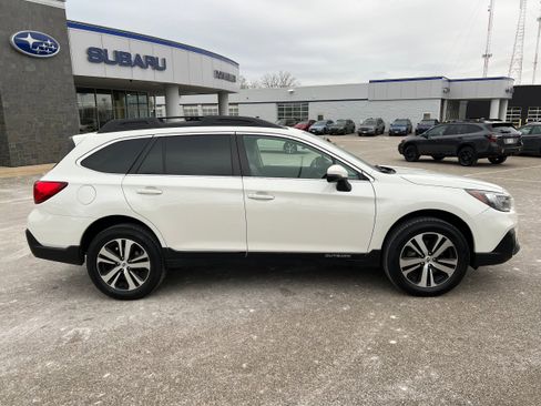 Used 2019 Subaru Outback 3.6R Limited image 8
