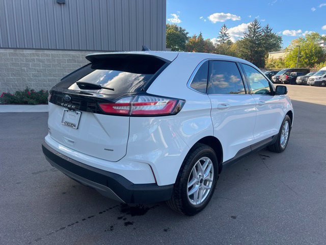 Used 2024 Ford Edge SEL w/ Convenience Package AWD/4WD image 5