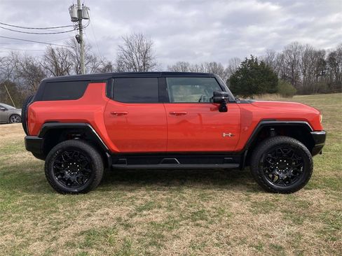 New 2026 GMC Hummer EV SUV image 2