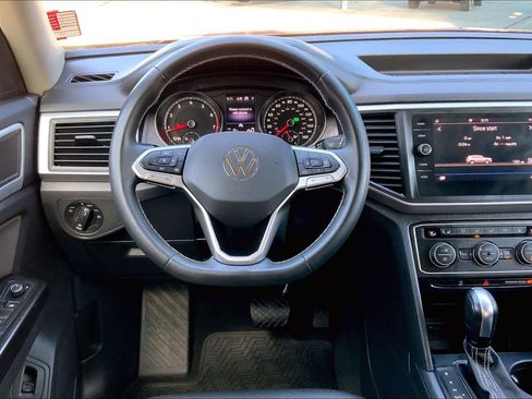 Used 2021 Volkswagen Atlas SE image 6