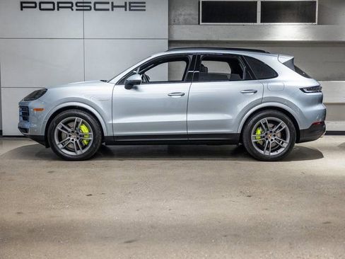 Certified 2026 Porsche Cayenne S image 2