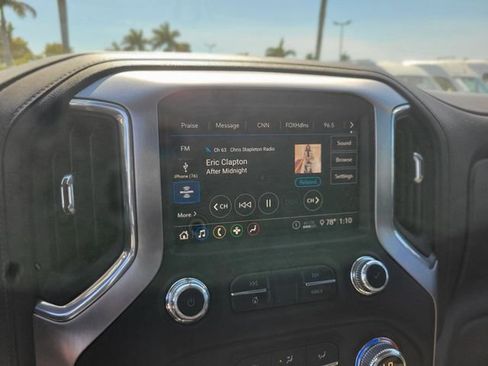 Used 2020 GMC Sierra 3500 SLE w/ SLE Value Package image 24