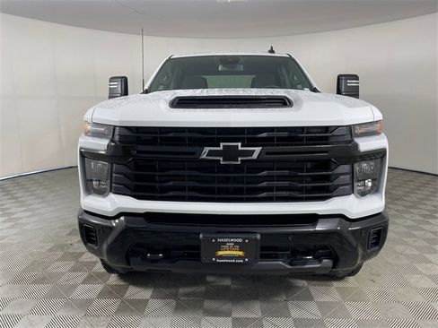 New 2026 Chevrolet Silverado 2500 Custom w/ Custom Value Package image 24