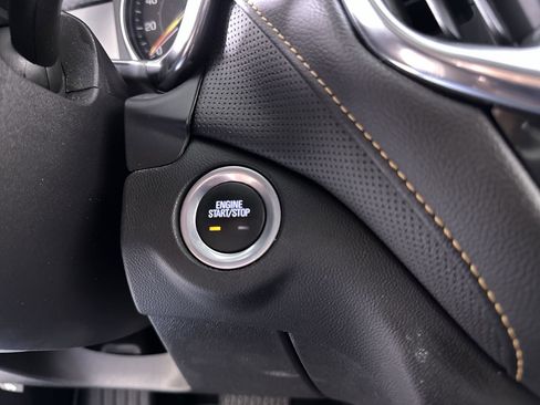 Used 2024 Chevrolet Equinox Premier image 53