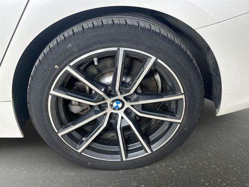 Used 2021 BMW 330i xDrive Sedan AWD/4WD image 10