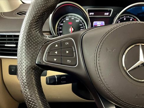 Used 2018 Mercedes-Benz GLS 450 4MATIC image 21