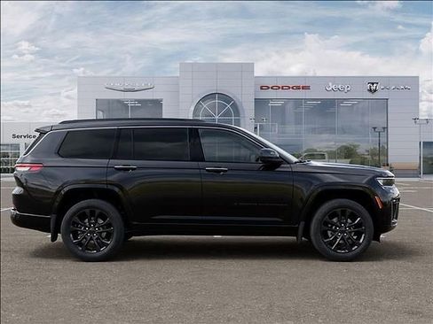 New 2026 Jeep Grand Cherokee L Limited AWD/4WD image 21