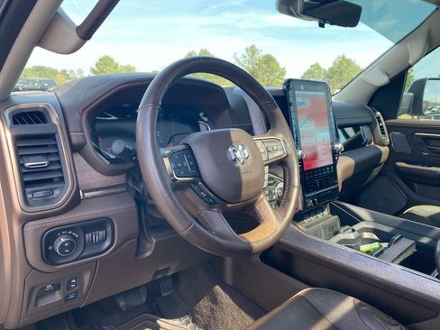 Used 2025 RAM 1500 Limited image 13