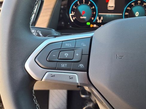 New 2026 Volkswagen Atlas SE image 36