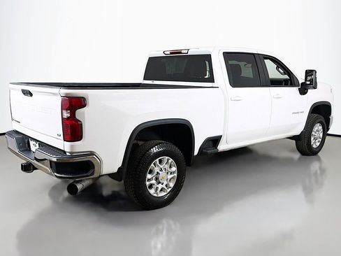 Used 2024 Chevrolet Silverado 2500 LT image 9