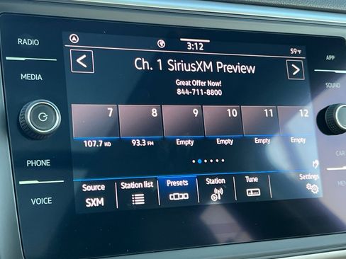 Used 2021 Volkswagen Atlas SE image 19