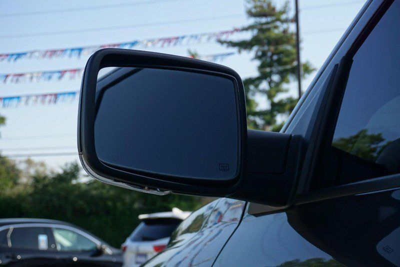 Used 2022 RAM 1500 Warlock AWD/4WD image 16