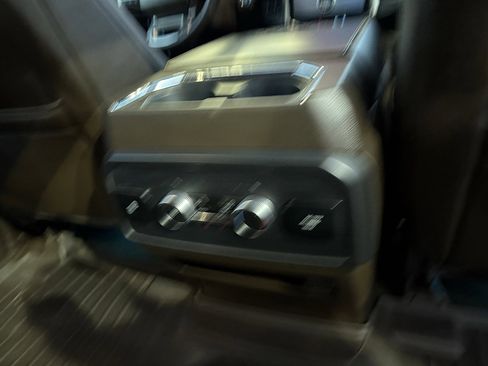 Used 2023 Ford Expedition Max King Ranch image 12