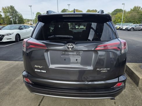 Used 2017 Toyota RAV4 Platinum image 4