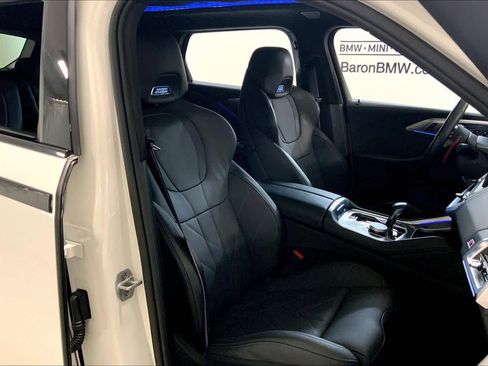 Used 2025 BMW XM image 9