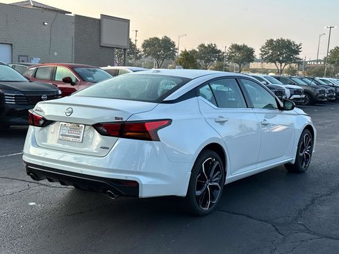 New 2025 Nissan Altima 2.5 SR w/ SR Premium Package image 3