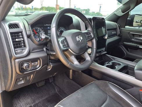 Used 2023 RAM 1500 Laramie AWD/4WD image 18