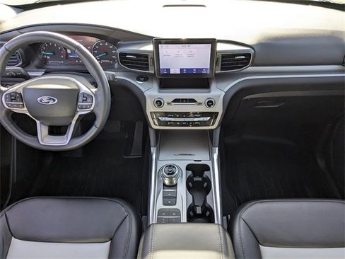 Used 2023 Ford Explorer XLT w/ Equipment Group 202A image 15